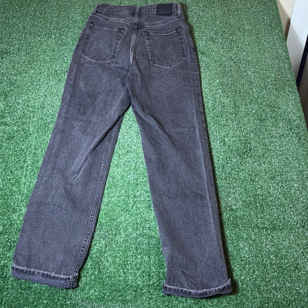 Abercrombie & Fitch The 90s Straight Ultra High Rise Jeans Black Size 29 8R